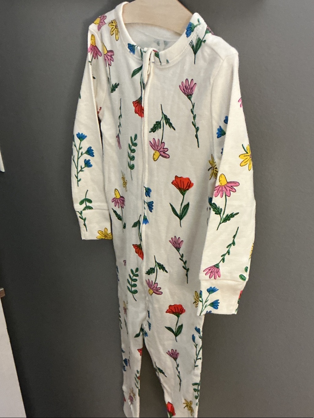 Old Navy floral-print zippered one-piece baby sleeper . NWT
